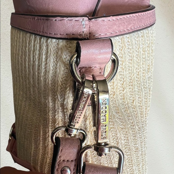 Blush Steve Madden Bag W/ detachable straps - Picture 3 of 5